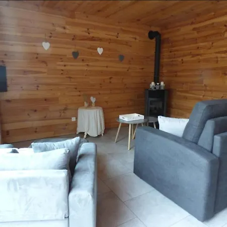 Le Ch Ti Chalet, Pmr Access Lecelles